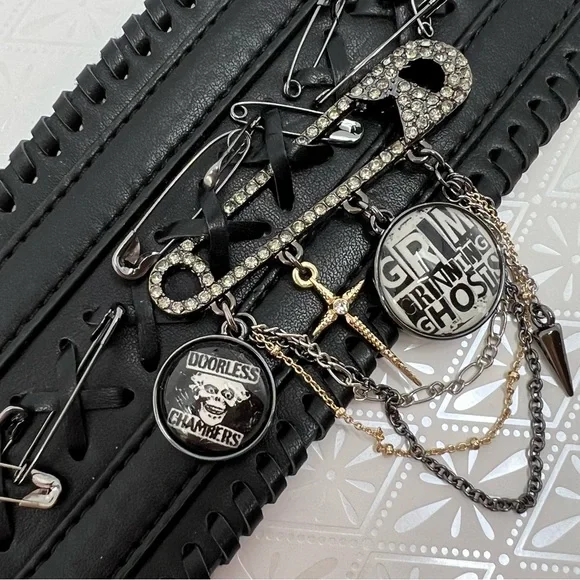 Betsey Johnson Disney’s Haunted Mansion Buckle & Charm CuffNWT/RARE!